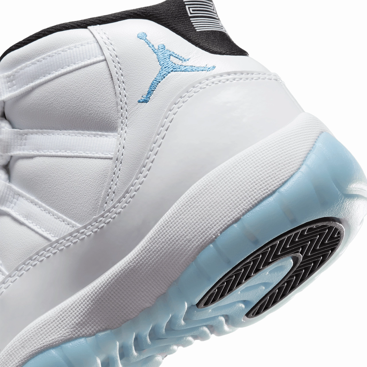 Air Jordan 11 Retro GS 'Legend Blue'