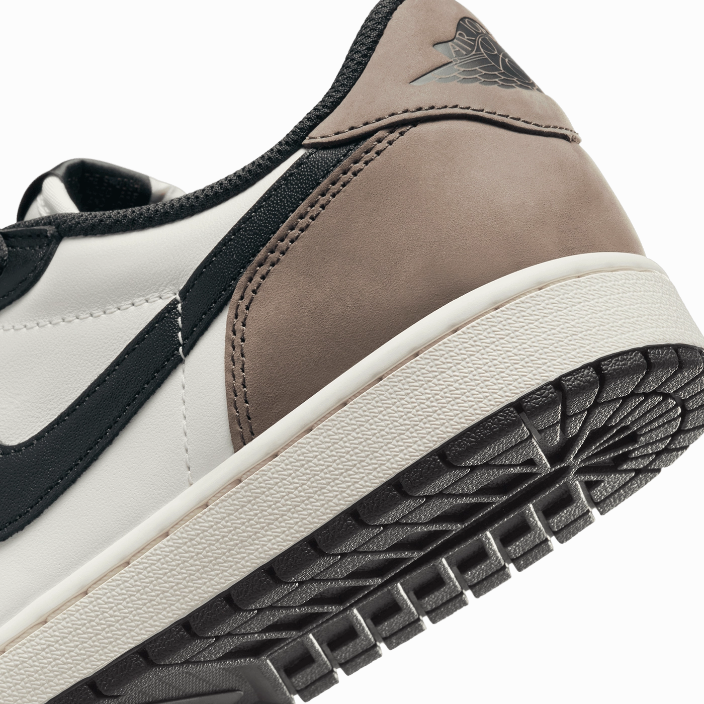 Air Jordan 1 Low OG 'Mocha'