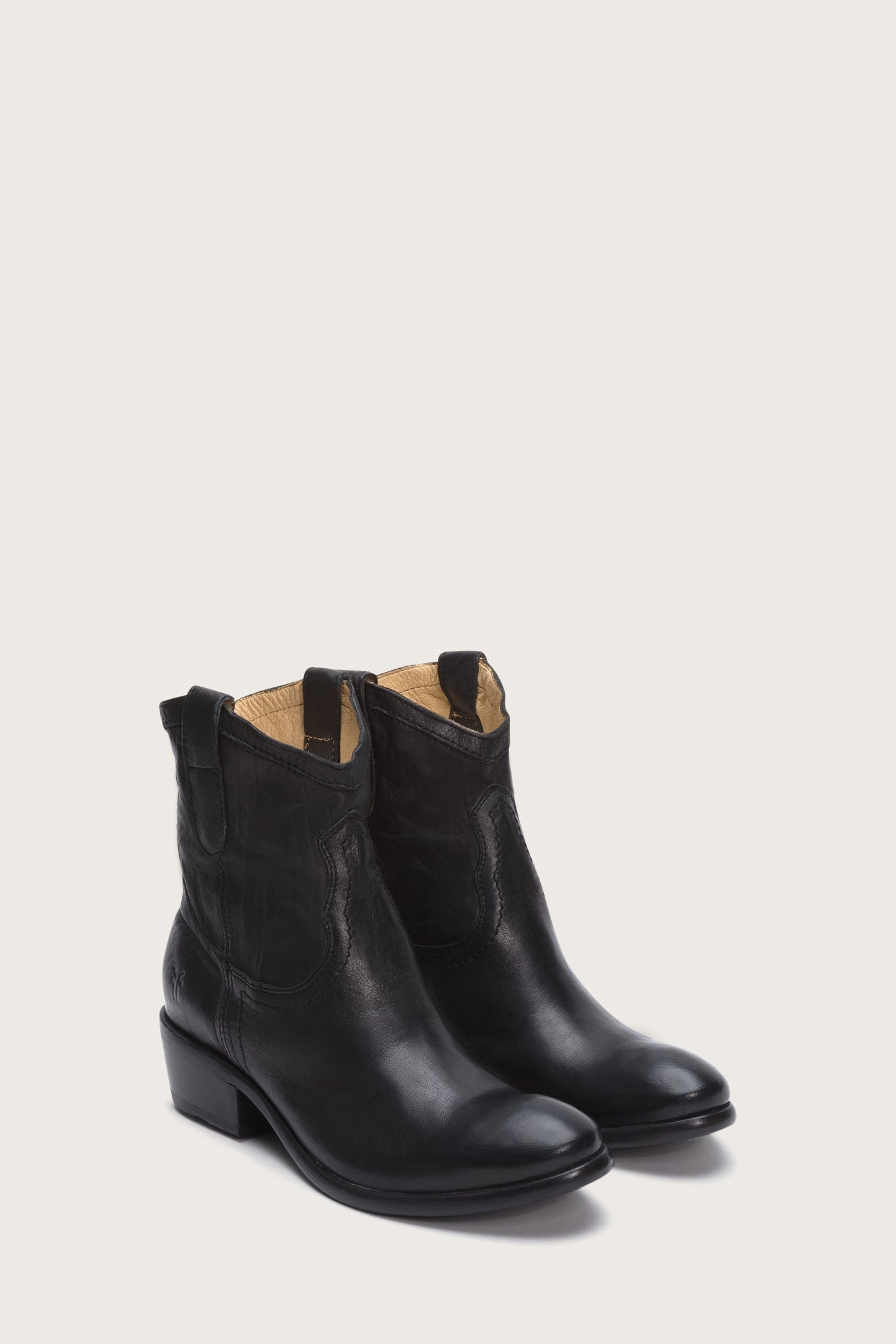 Carson Shortie - Pre-Loved