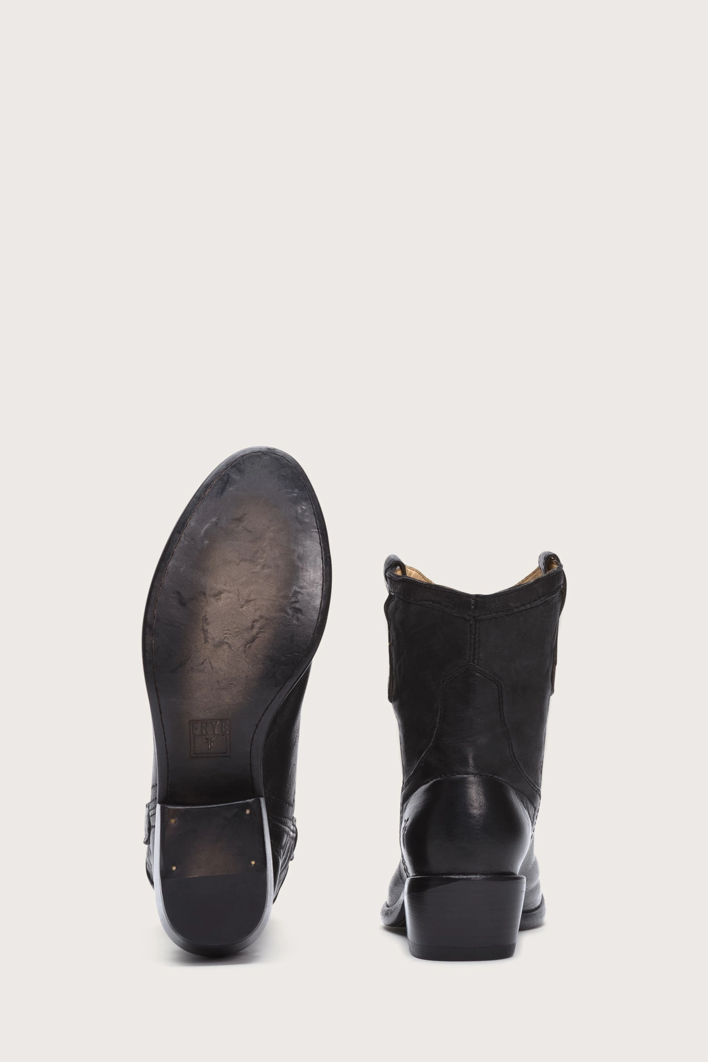 Carson Shortie - Pre-Loved