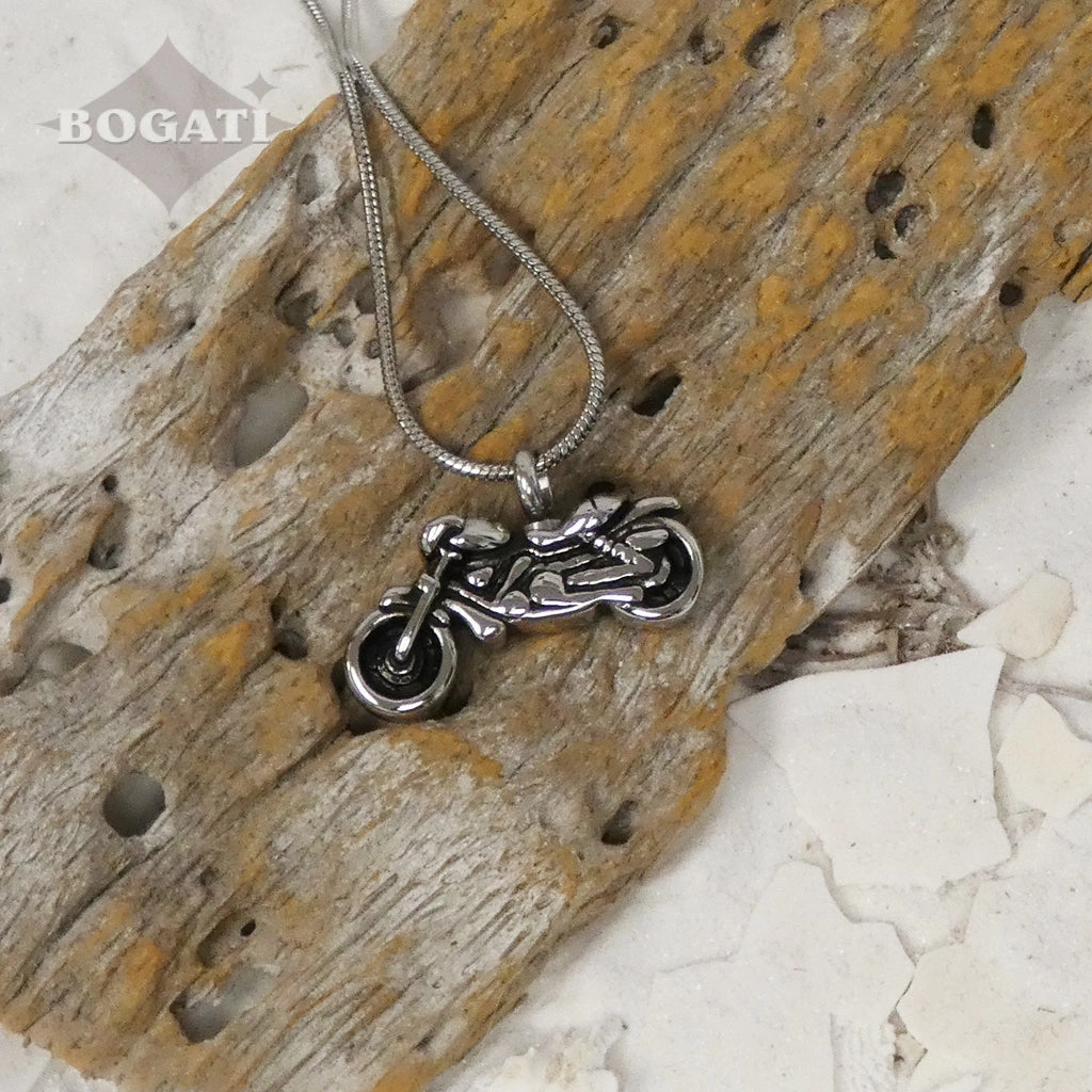 J-1706 Cruiser Motorcycle - Pendant with Chain