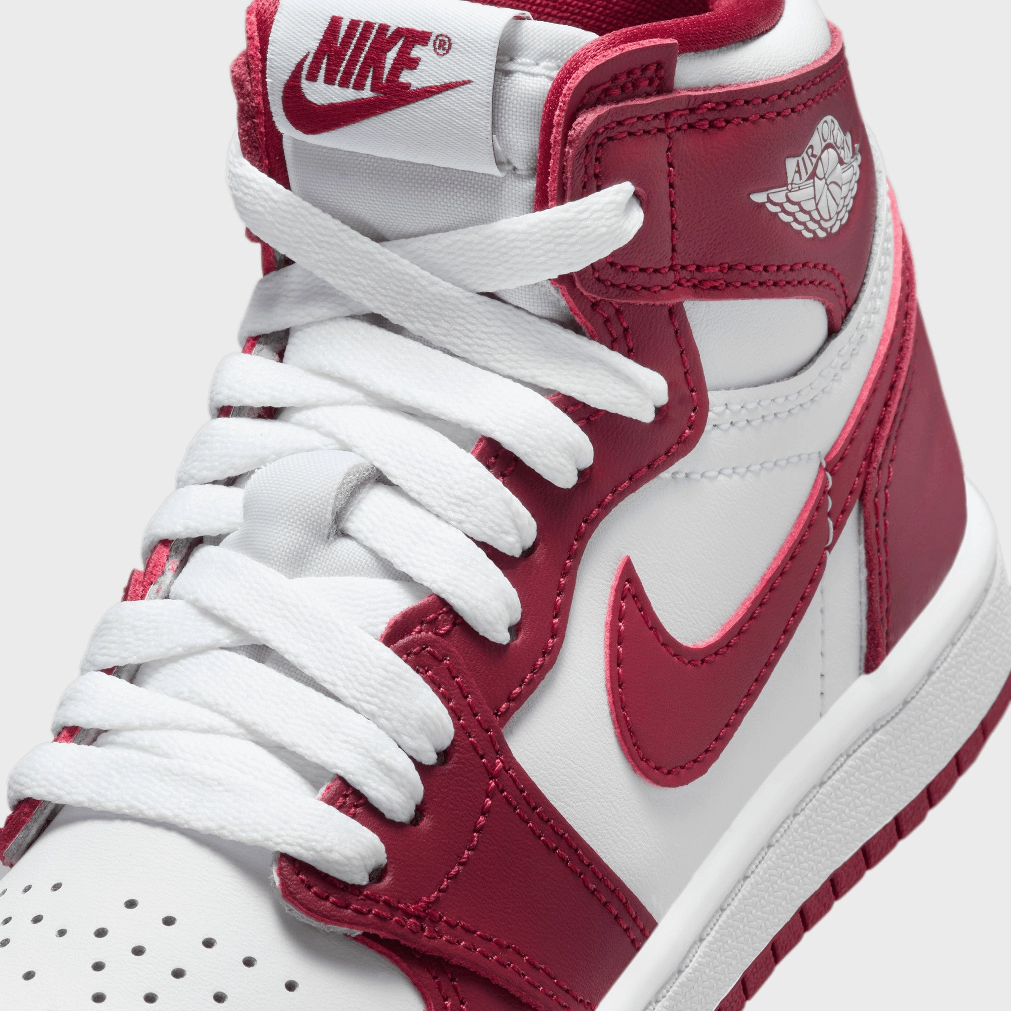 Jordan 1 Retro High OG Remastered PS White / Team Red