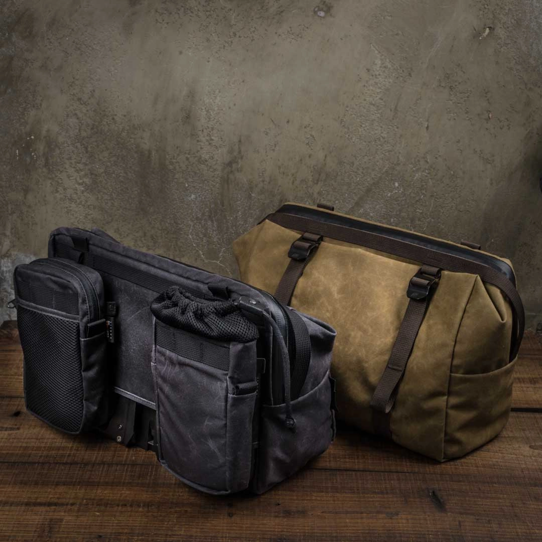 Pioneer Expandable Front Bag L (Carrier Frame NOT included)