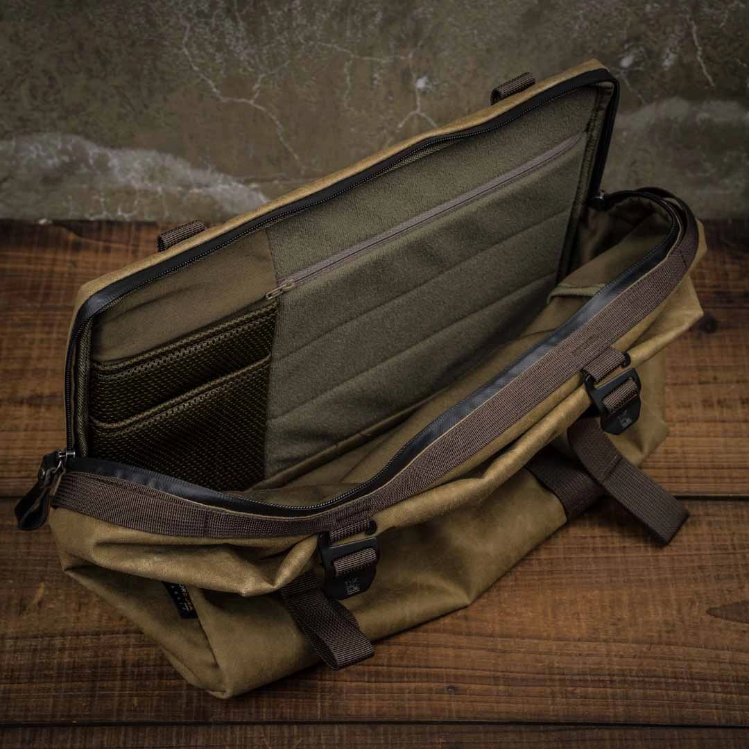 Pioneer Expandable Front Bag L (Carrier Frame NOT included)