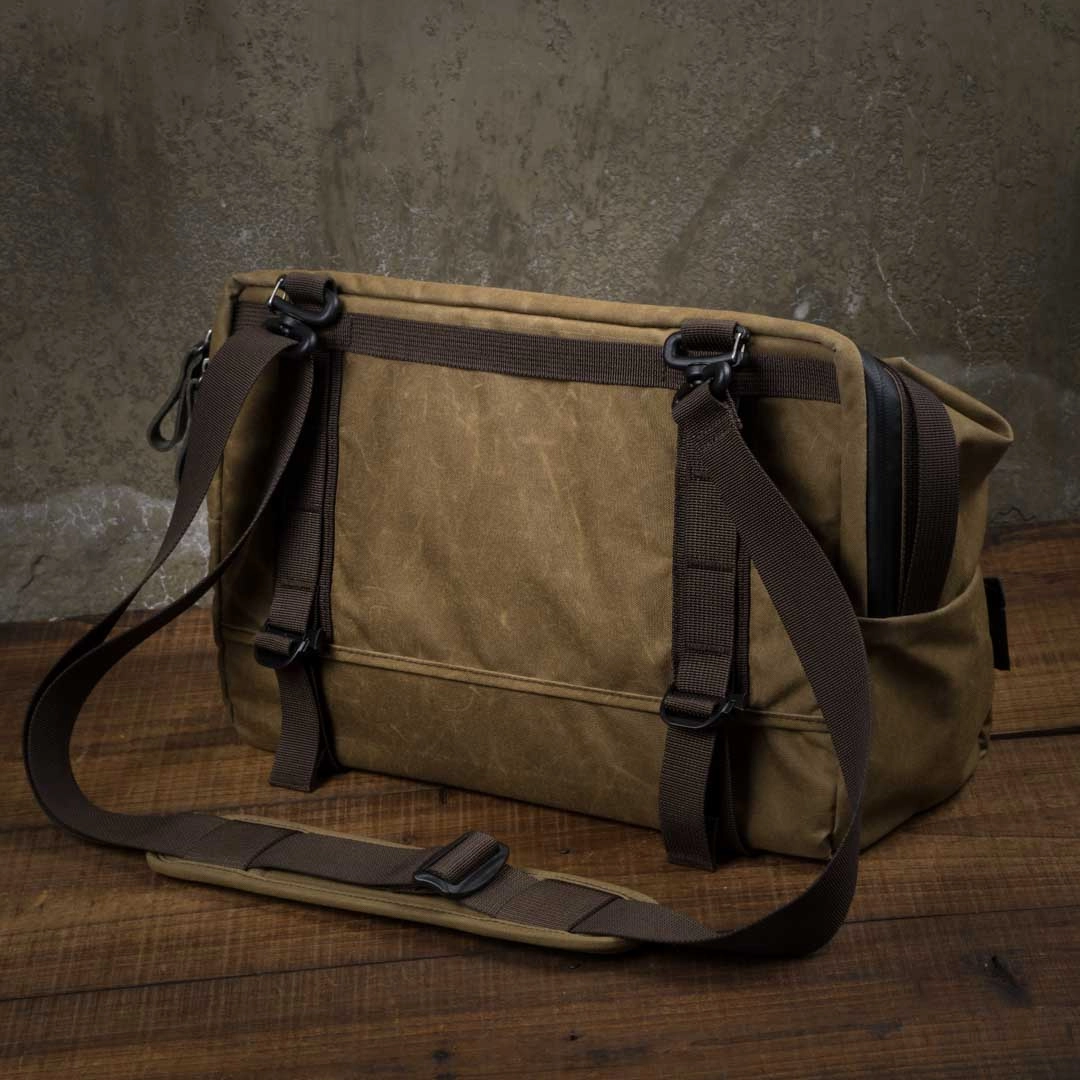 Pioneer Expandable Front Bag L (Carrier Frame NOT included)