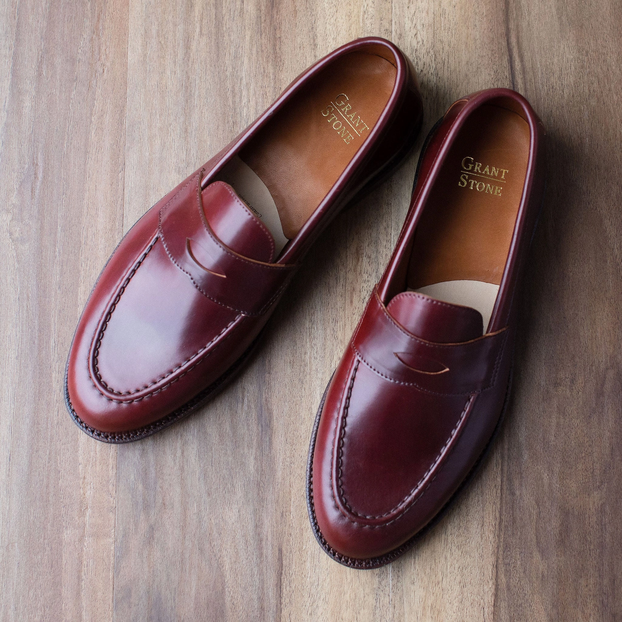 Traveler Penny Garnet Shell Cordovan