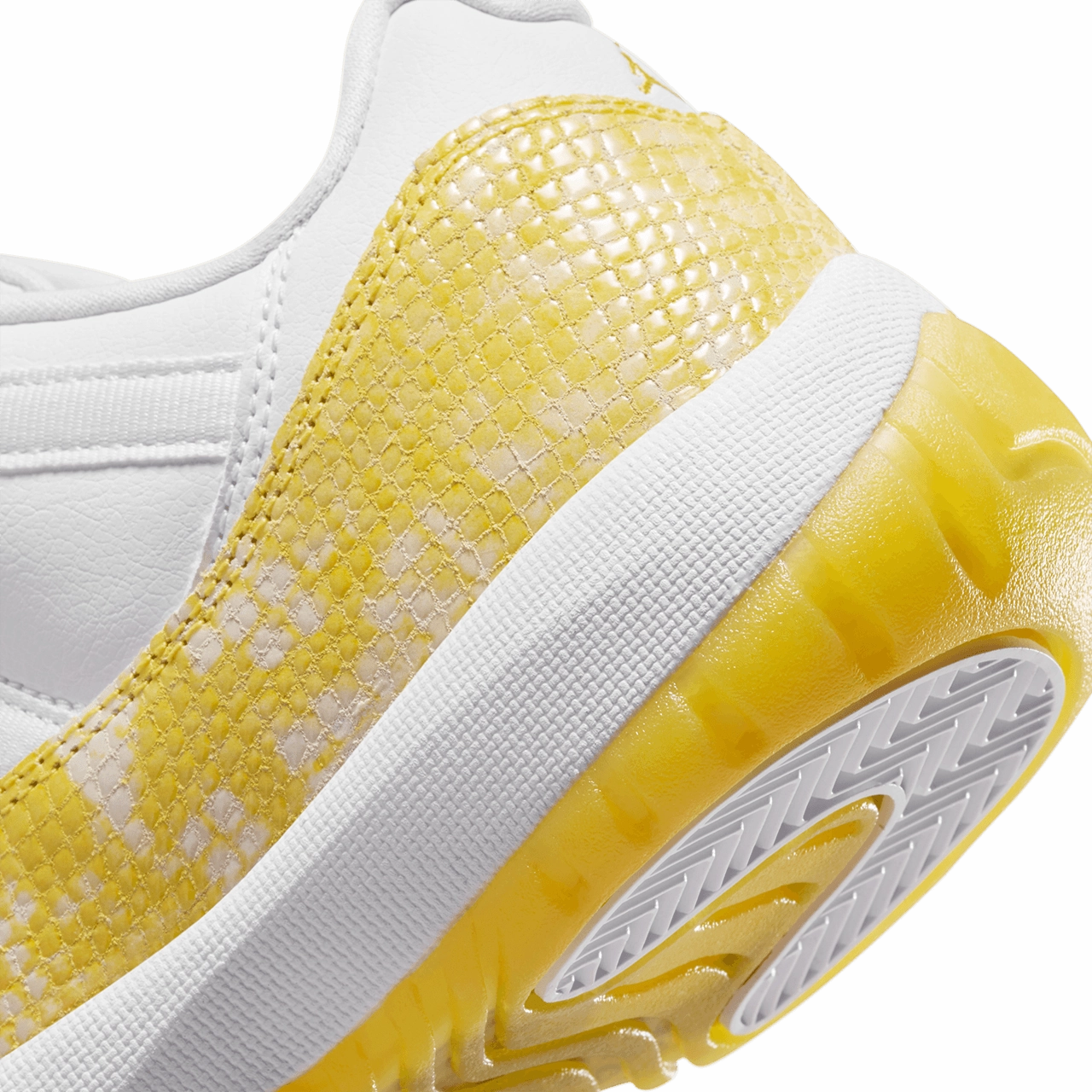 Wmns Air Jordan 11 Retro Low 'Yellow Snakeskin'