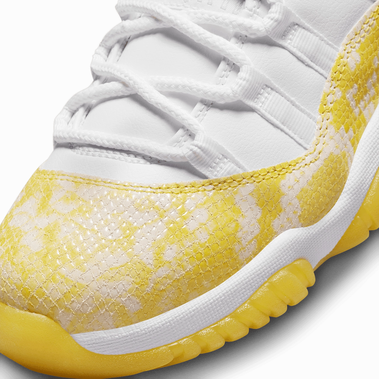 Wmns Air Jordan 11 Retro Low 'Yellow Snakeskin'